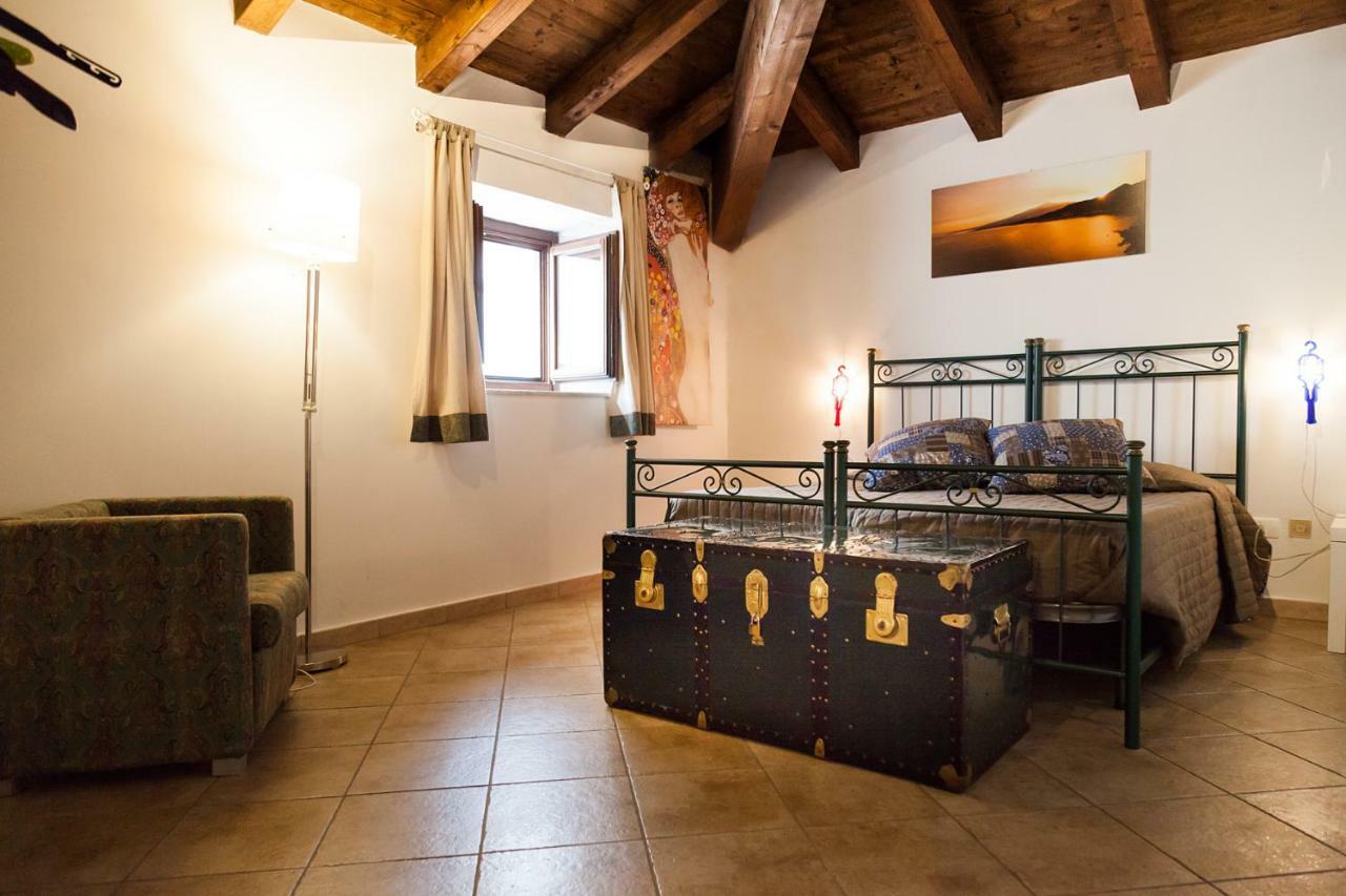 Apartamento Monolocale Il Tindaro Catania Exterior foto